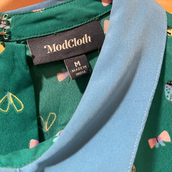 ❌Sold❌ Insect Print Collared Dress - Picture 5 of 5